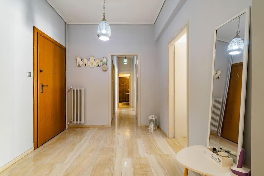 Urban Grey Apartment Athens Exterior photo